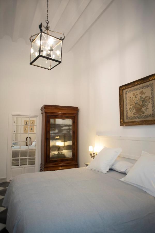 Gatu Premium Apartamento Palacio Oneto Con Jardin Privado " Preferente Mayores De 25 Anos Y Familias " 圣玛丽亚港 外观 照片