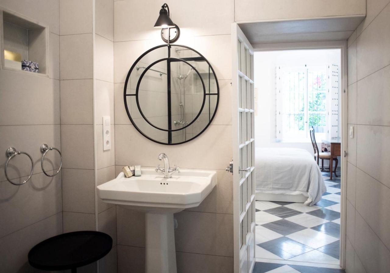 Gatu Premium Apartamento Palacio Oneto Con Jardin Privado " Preferente Mayores De 25 Anos Y Familias " 圣玛丽亚港 外观 照片