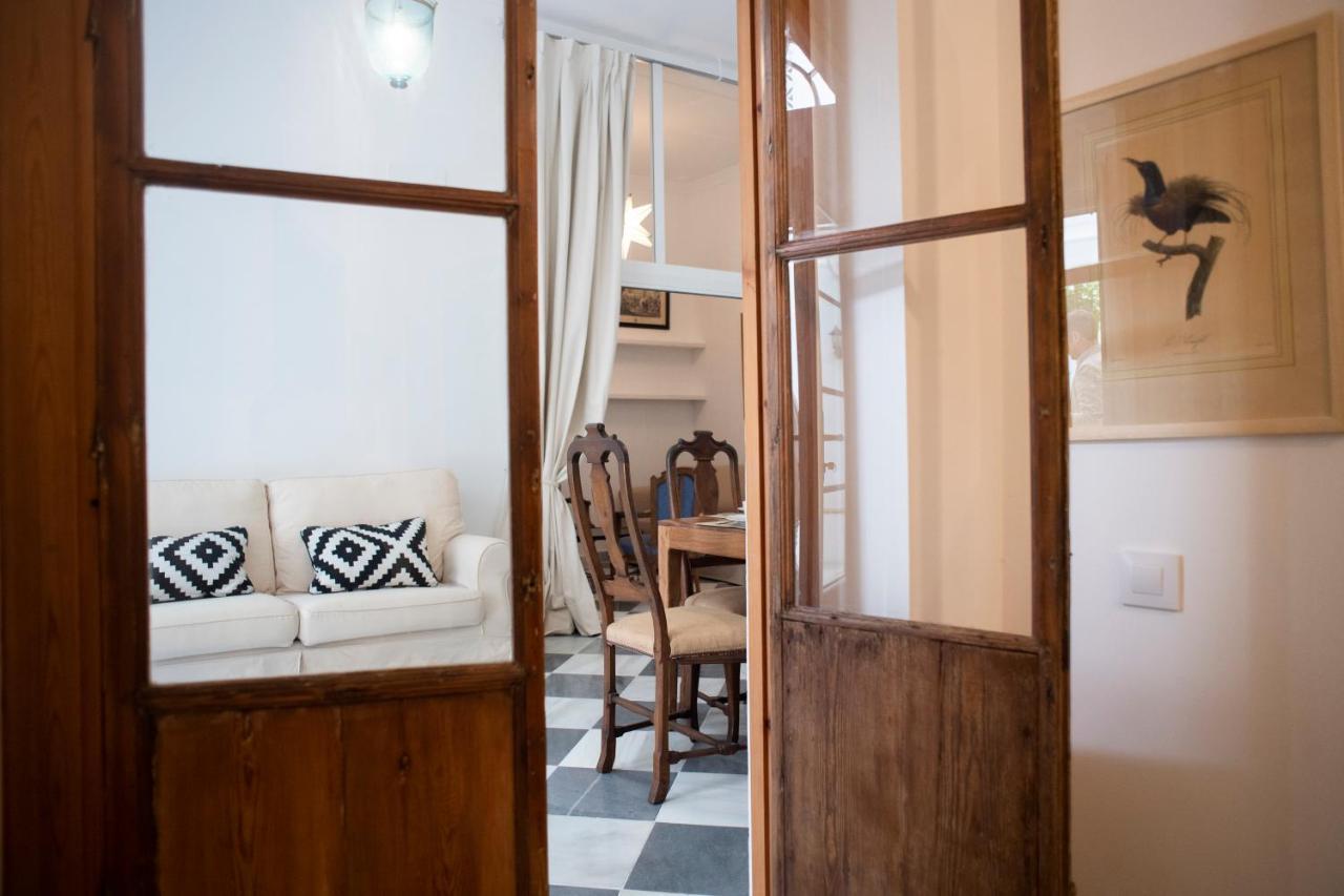 Gatu Premium Apartamento Palacio Oneto Con Jardin Privado " Preferente Mayores De 25 Anos Y Familias " 圣玛丽亚港 外观 照片